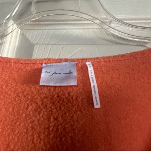 Urban Outfitters Out From Under Edith Fleece Wrap Top Coral Pink Medium - Picture 10 of 12